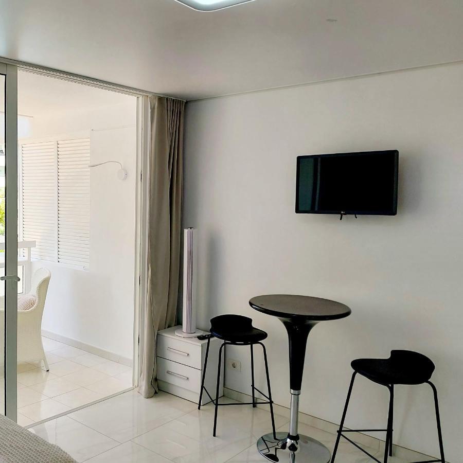 Under The Palm Apartment Плая де лас Америкас Екстериор снимка