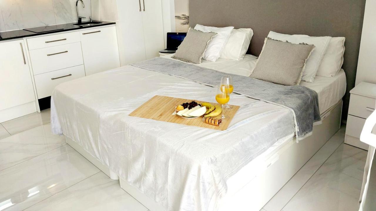 Under The Palm Apartment Плая де лас Америкас Екстериор снимка