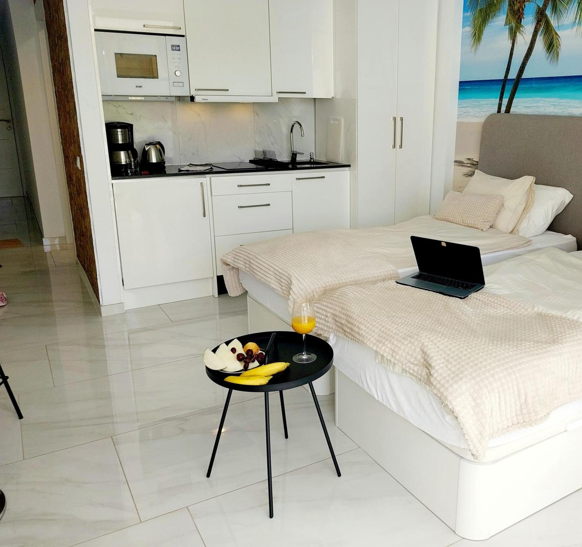 Under The Palm Apartment Плая де лас Америкас Екстериор снимка